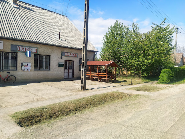 Comentarii opinii despre vegyesbolt