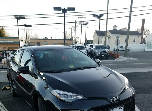 Toyota Dealer «Koons Arlington Toyota», reviews and photos, 4045 Lee Hwy, Arlington, VA 22207, USA