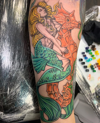 Tattoo Shop «Visual Expressions LLC Tattos and Piercing», reviews and photos, 775 Silver Ln, East Hartford, CT 06118, USA