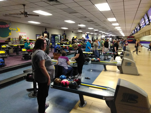 Bowling Alley «Colonial Lanes», reviews and photos, 400 Primrose Dr, Orlando, FL 32803, USA