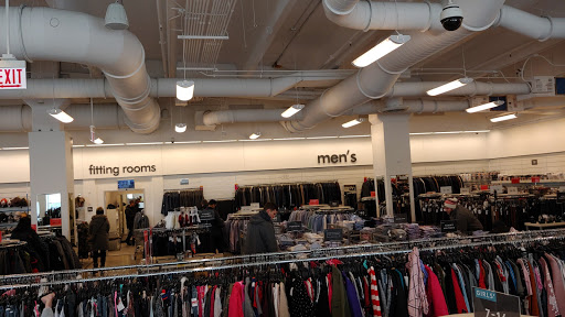Department Store «Nordstrom Rack Lincoln Park», reviews and photos, 1551 N Sheffield Ave, Chicago, IL 60642, USA