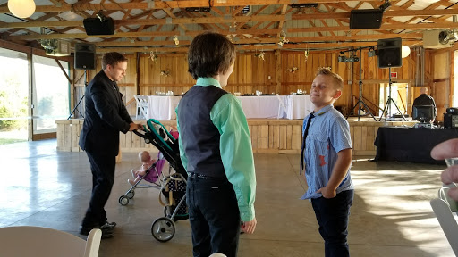 Wedding Venue «The Pick Inn», reviews and photos, 550 Zieglers Fort Rd, Gallatin, TN 37066, USA