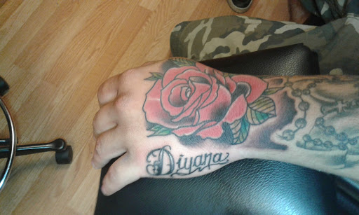 Tattoo Shop «The Ink Link Tattoo Co.», reviews and photos, 512 S 13th St, Omaha, NE 68102, USA