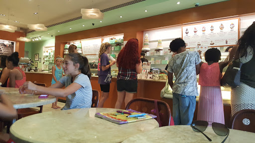 Dessert Shop «Sucré», reviews and photos, 3025 Magazine St, New Orleans, LA 70115, USA