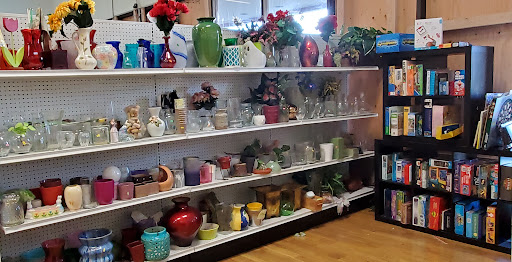 Thrift Store «St Vincent», reviews and photos, 310 Central Ave N, Kent, WA 98032, USA