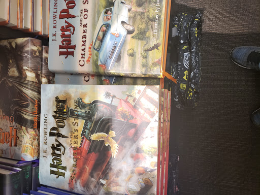 Book Store «Books-A-Million», reviews and photos, 2700 Potomac Mills Cir #115, Woodbridge, VA 22192, USA