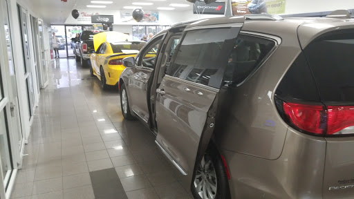 Car Dealer «Boniface-Hiers Chrysler Dodge Jeep», reviews and photos, 1775 E Merritt Island Causeway, Merritt Island, FL 32952, USA