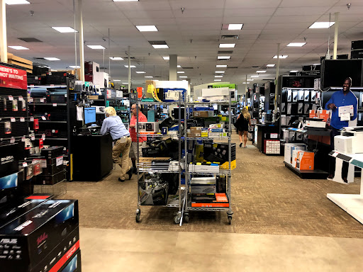 Electronics Store «Micro Center», reviews and photos, 8000 E Quincy Ave, Denver, CO 80237, USA
