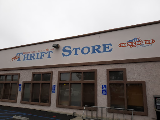 Thrift Store «Super Thrift Store», reviews and photos, 815 N Oxnard Blvd, Oxnard, CA 93030, USA