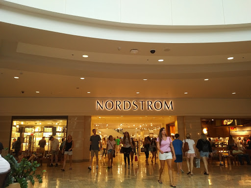 Department Store «Nordstrom Scottsdale Fashion Square», reviews and photos, 7055 E Camelback Rd, Scottsdale, AZ 85251, USA
