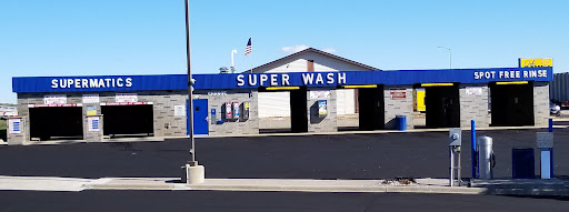 Super Wash Car Wash and Wash & Wag Pet Wash en Pierre
