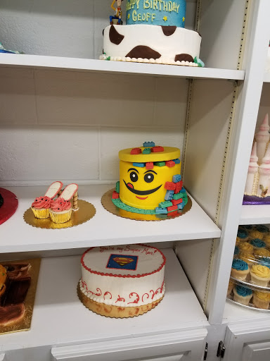 Bakery «Reeves Cake Shop», reviews and photos, 2770 Cory Ave, Akron, OH 44314, USA