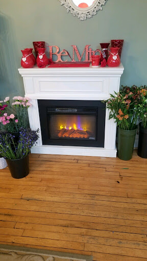 Florist «Agnew Florist-Watertown», reviews and photos, 587 Main St, Watertown, CT 06795, USA