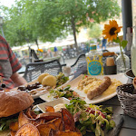 Photo n°3 de l'avis de A..l fait le 03/07/2023 à 07:00 sur le  Restaurant, Café & Bar „Platzhirsch“ Erfurt à Erfurt