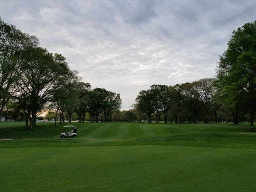 Golf Course «Heatherwood Golf Club», reviews and photos, 303 Arrowhead Ln, Centereach, NY 11720, USA