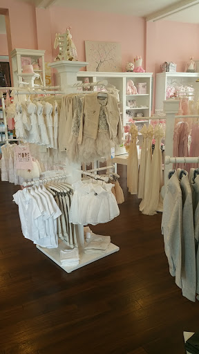 Baby Clothing Store «SugarBabies», reviews and photos, 926 Main St #104, Sumner, WA 98390, USA