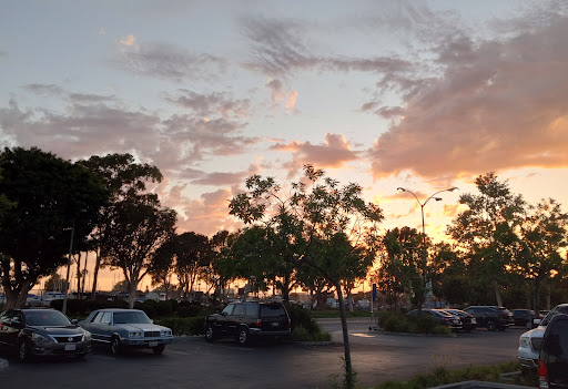 Shopping Mall «Waterside, Marina Del Rey», reviews and photos, 4700 Admiralty Way, Marina Del Rey, CA 90292, USA