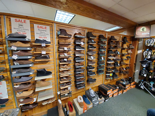 Outdoor Sports Store «Kittery Trading Post», reviews and photos, 301 US-1, Kittery, ME 03904, USA