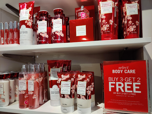 Beauty Supply Store «Bath & Body Works», reviews and photos, 3939 IH-35 S 502, San Marcos, TX 78666, USA