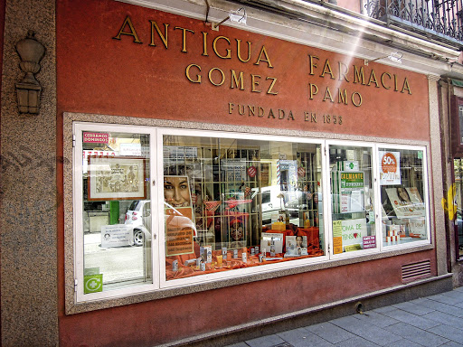 Información y opiniones sobre Farmacia De la Serna de Madrid