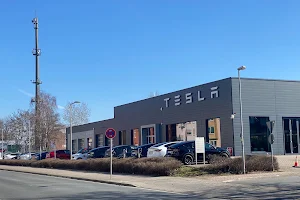 Tesla-Store Hannover image