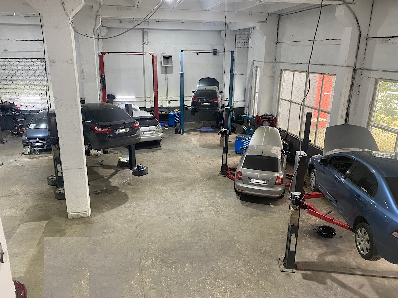 АВТОСЕРВІС AUTO FRIENDS / СТО КУЗОВНОГО РЕМОНТУ Автомайстерня Київ