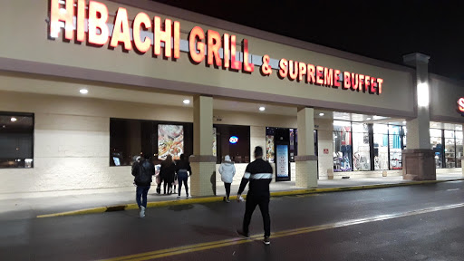 Shopping Mall «Prospect Plaza Shopping Center», reviews and photos, 18-54 Kane St, West Hartford, CT 06101, USA