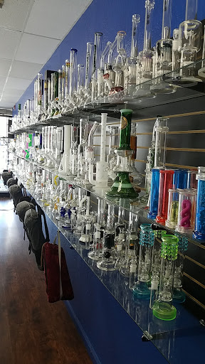Tobacco Shop «Lifted Smoke Shop», reviews and photos, 2286 Sunrise Blvd, Gold River, CA 95670, USA