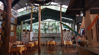 Photos of HOTEL EL RECREO LANQUIN CHAMPEY