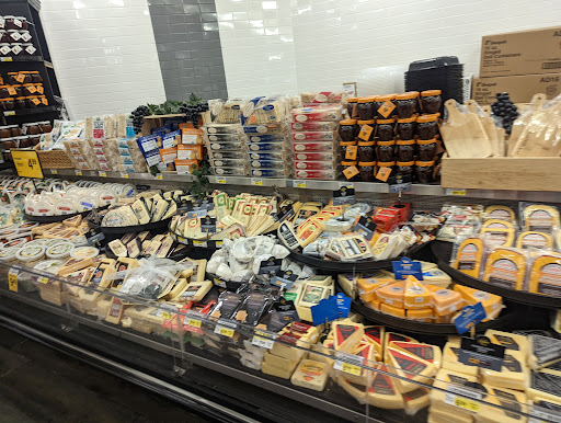 Grocery Store «Safeway», reviews and photos, 5450 Dewey Dr, Fair Oaks, CA 95628, USA