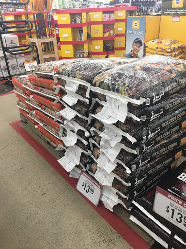 Home Improvement Store «Tractor Supply Co.», reviews and photos, 1424 W Main St Ext #1, Grove City, PA 16127, USA