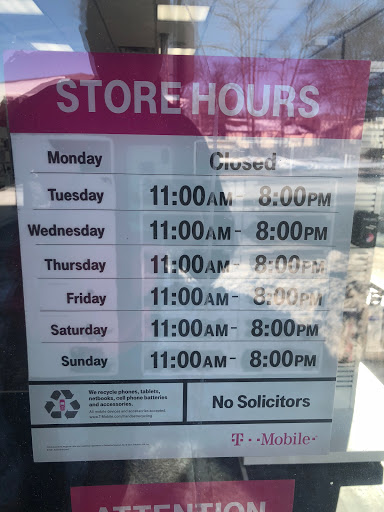 Cell Phone Store «T-Mobile», reviews and photos, 1437 Oak Tree Ave, Iselin, NJ 08830, USA