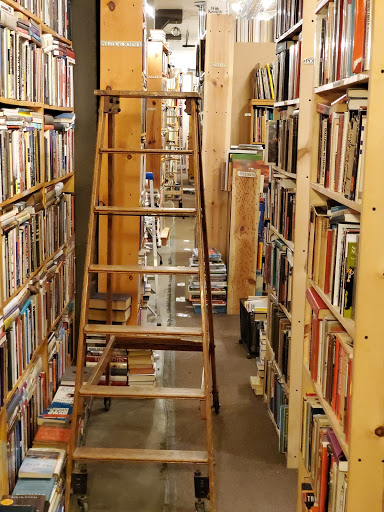 Used Book Store «Jackson Street Booksellers», reviews and photos, 1119 Jackson St, Omaha, NE 68102, USA