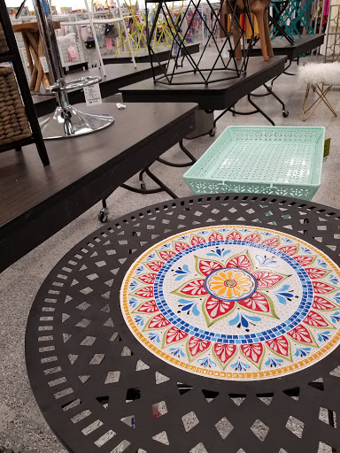 Clothing Store «Ross Dress for Less», reviews and photos, 1237 E Golf Rd, Schaumburg, IL 60173, USA