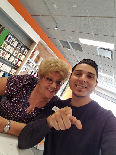 Cell Phone Store «AT&T», reviews and photos, 3502 Tyler St #103, Riverside, CA 92503, USA