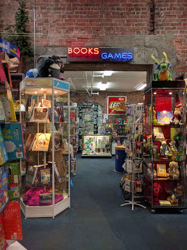 Toy Store «Magic Mouse Toys», reviews and photos, 603 1st Avenue South, Seattle, WA 98104, USA