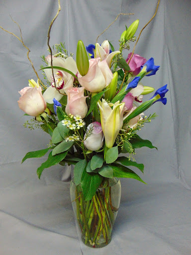 Florist «Floral Expressions & Gourmet Goodies», reviews and photos, 1219 S Pearl St, Denver, CO 80210, USA