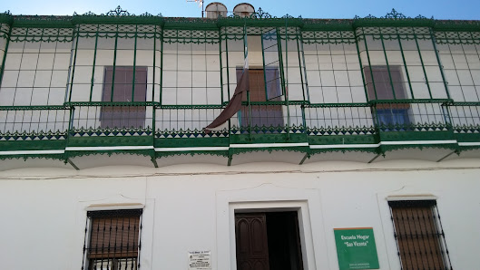 Escuela Hogar San Vicente C. Nueva, 11, 06600 Cabeza del Buey, Badajoz, España