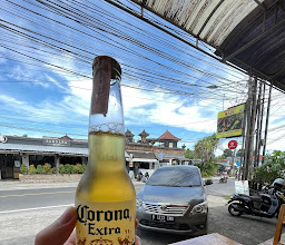 Warung Makan MADE photo