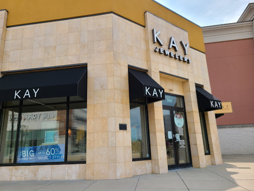 Jewelry Store «Kay Jewelers», reviews and photos, 2893 Town Center Blvd, Fort Mitchell, KY 41017, USA