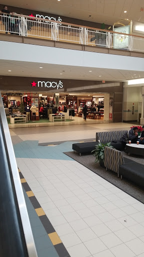 Shopping Mall «Brass Mill Center», reviews and photos, 495 Union St, Waterbury, CT 06706, USA