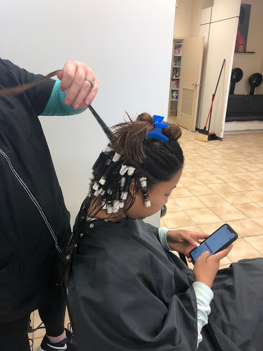 Hair Salon «Famous Hair», reviews and photos, 622 GA-61, Villa Rica, GA 30180, USA