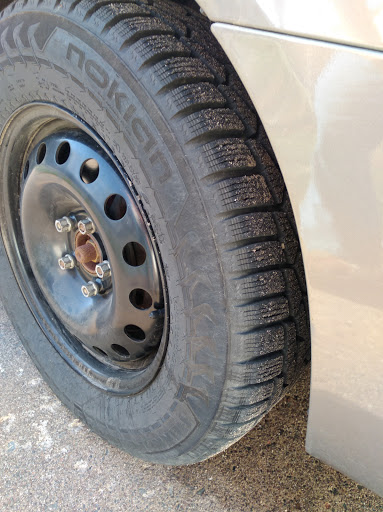 Tire Shop «Discount Tire Store - Lino Lakes, MN», reviews and photos, 633 Apollo Dr, Lino Lakes, MN 55014, USA