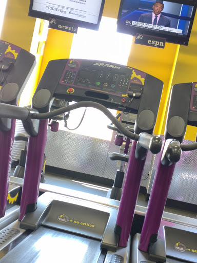 Gym «Planet Fitness - New Rochelle, NY», reviews and photos, 5 Lecount Pl, New Rochelle, NY 10801, USA