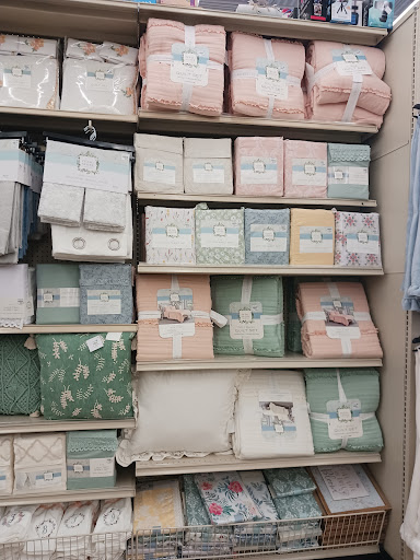 Home Goods Store «Christmas Tree Shops», reviews and photos, 1100-1300 N Galleria Dr, Middletown, NY 10941, USA