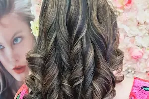 Magic Touch hair and beauty image