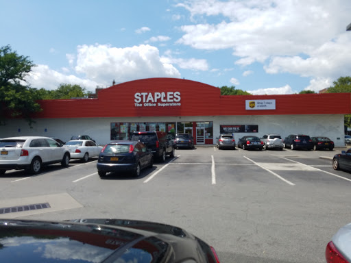 Office Supply Store «Staples», reviews and photos, 51-10 Broadway, Woodside, NY 11377, USA