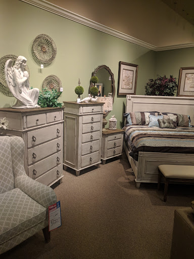 Furniture Store «Value City Furniture», reviews and photos, 931 US-1, Iselin, NJ 08830, USA