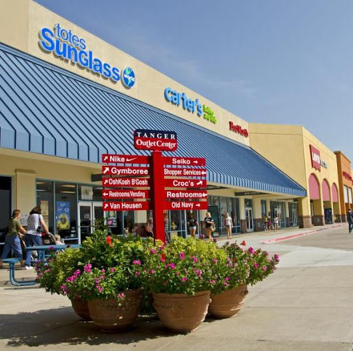 Outlet Mall «Tanger Outlet Terrell», reviews and photos, 301 Tanger Dr, Terrell, TX 75160, USA