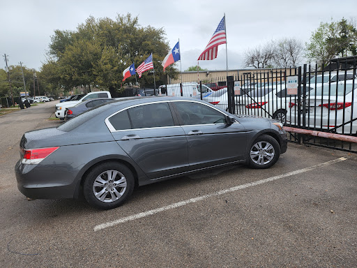 Used Car Dealer «Motors On Wheels», reviews and photos, 3909 Waldo St, Houston, TX 77063, USA
